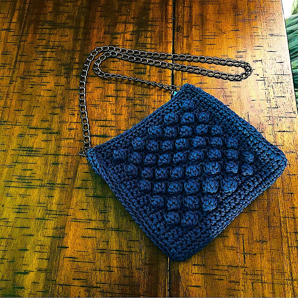 Blue Crochet Zip Open Crossbody Chain Strap Bag